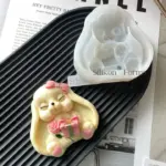 Mulaj din silicon Iepurașul cu trandafir și cadou - imagine 2